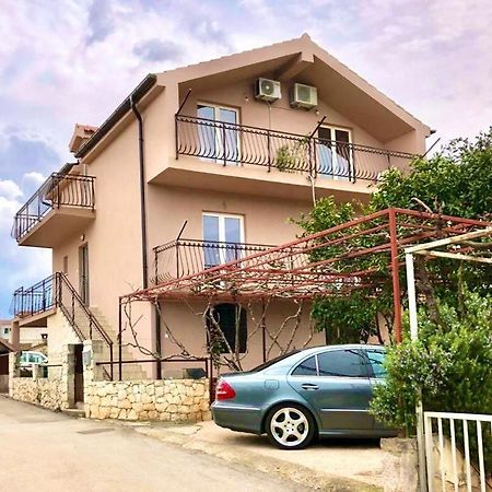 Apartments By The Sea Grebastica, Sibenik - 4881 Baselovici Экстерьер фото