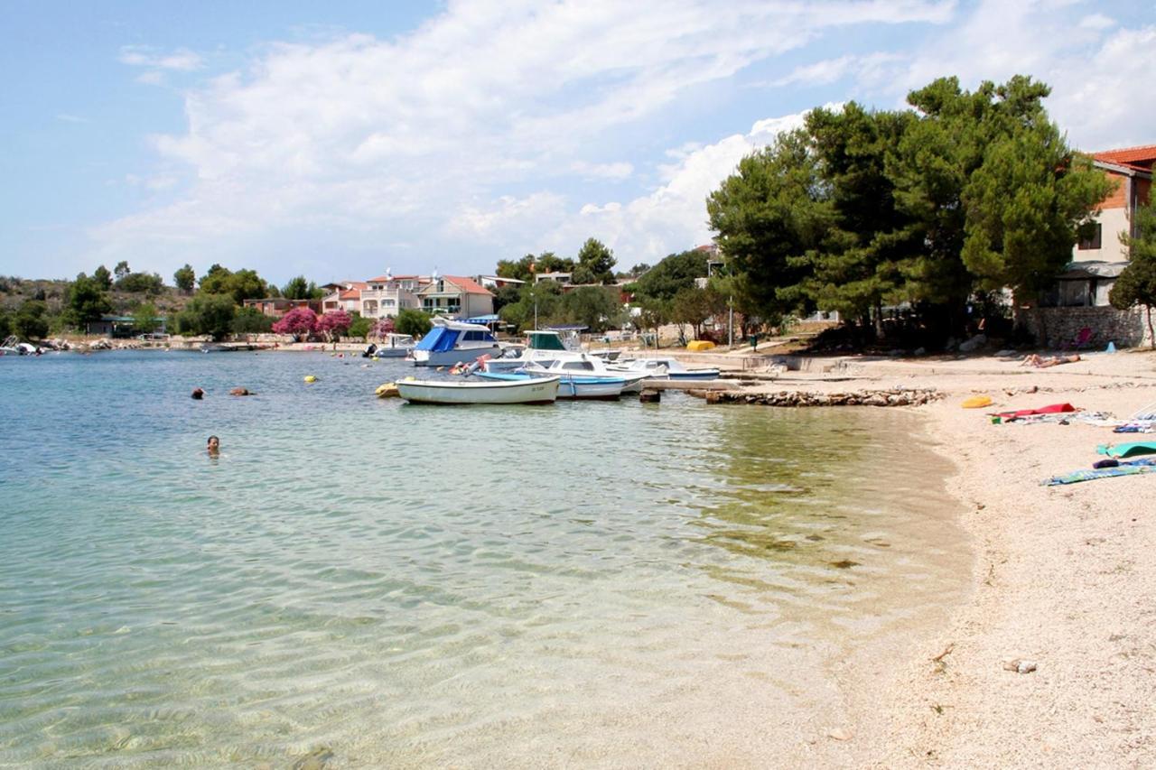 Apartments By The Sea Grebastica, Sibenik - 4881 Baselovici Экстерьер фото