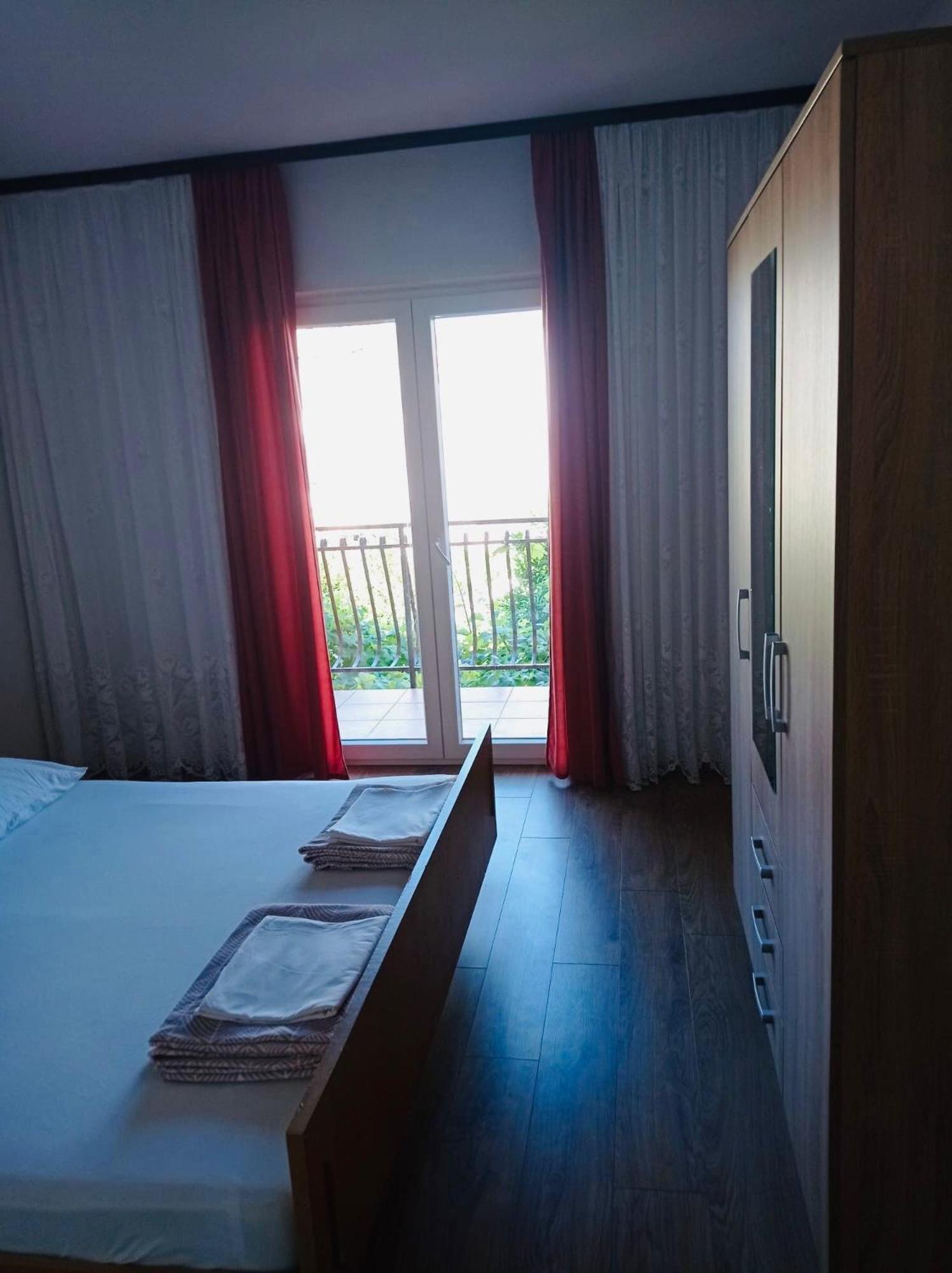 Apartments By The Sea Grebastica, Sibenik - 4881 Baselovici Номер фото