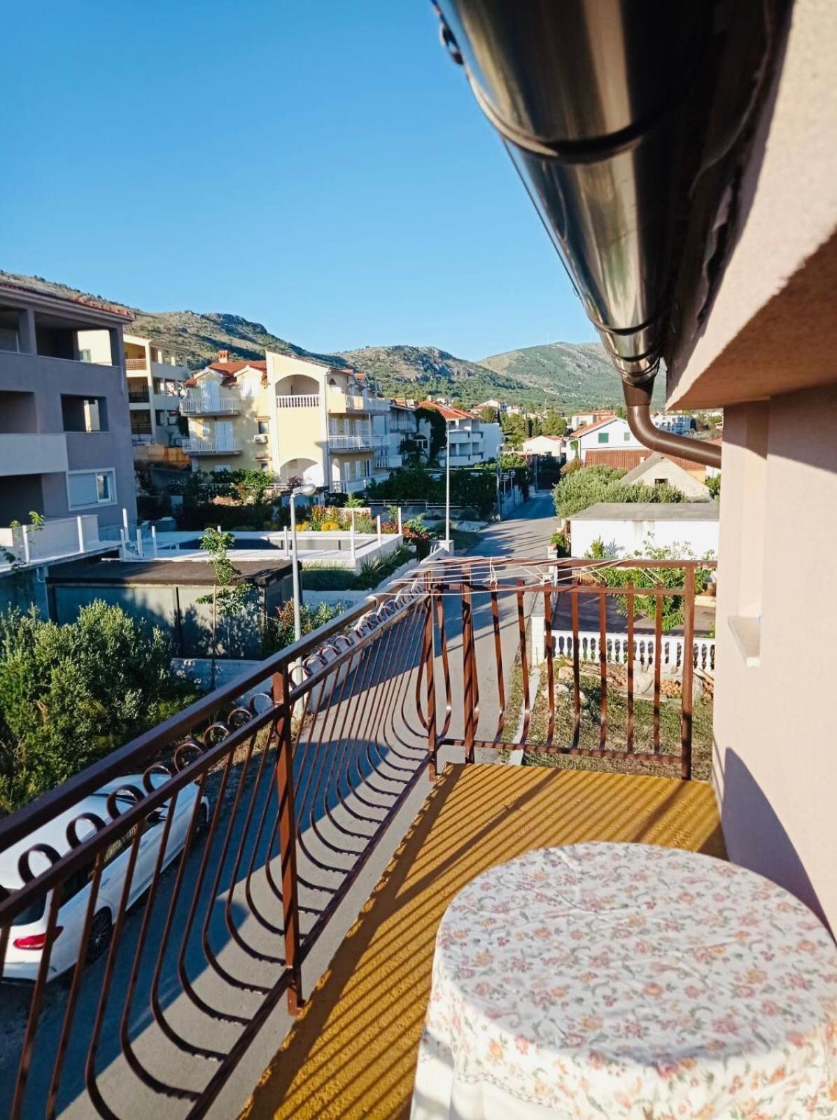 Apartments By The Sea Grebastica, Sibenik - 4881 Baselovici Экстерьер фото